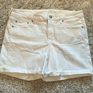 American Eagle NE(X)T LEVEL STRETCH Midi White Jean Shorts - Size 16